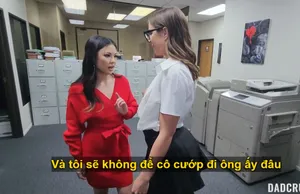 Bất ngờ nện tình nhân từ phía sau, nào ngờ làm tình nhầm chị cô ấy